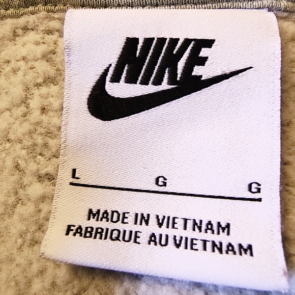 Nike Club Essentials Fleece Hoodie Size Large Green Activewear - Picture 9 of 9